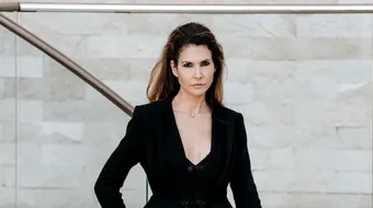 Cum redefinește Cardinalia moda profesioniștilor peste 35 de ani