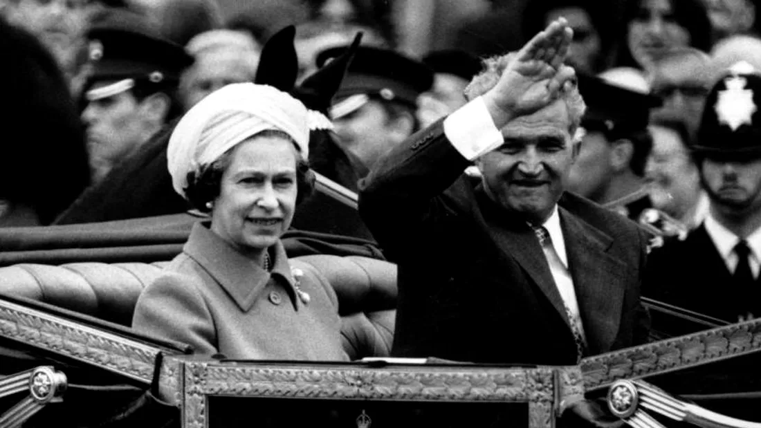 Dezvăluiri uimitoare! Regina Elisabeta s-a îngrozit când a aflat că trebuie să se întâlnească cu Ceaușescu: Cine a acceptat vizita aceasta? Eu?