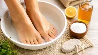 Remediul natural care te scapă de bătăturile de la picioare. Trucul simplu folosit de tot mai multe persoane acasă
