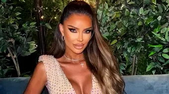 Bianca Drăgușanu și-a micșorat urechile. Vedeta a trecut printr-o nouă intervenție estetică și a dezvăluit ce urmează