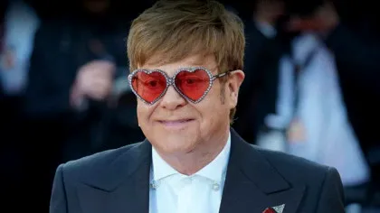 Elton John pornește războiul împotriva guvernului britanic. Artiștii, în pericol să piardă bani din drepturile de autor