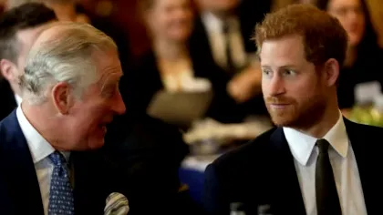 Regele Charles e gata să-l reprimească pe Prințul Harry în familie, dar pune condiții. Cine a participat la „summitul secret pentru pace”