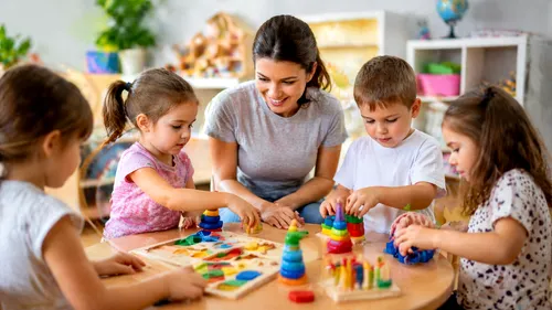 Calendar înscriere creșă și grădiniță 2026: ce trebuie să știe părinții despre noile reguli