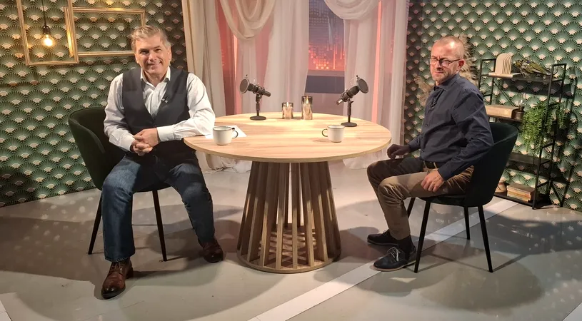 „Noi, românii” cu Mircea Radu aduce pe Metropola TV două minți strălucite: Dorin Dumitran și Rareș Prisacariu