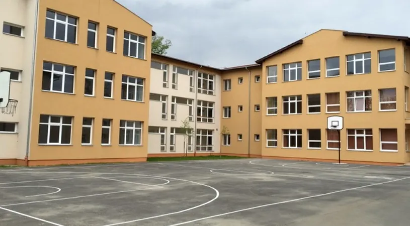 Școlile dintr-un oraș din Bacău s-ar putea închide, deoarece nu este apă de joi