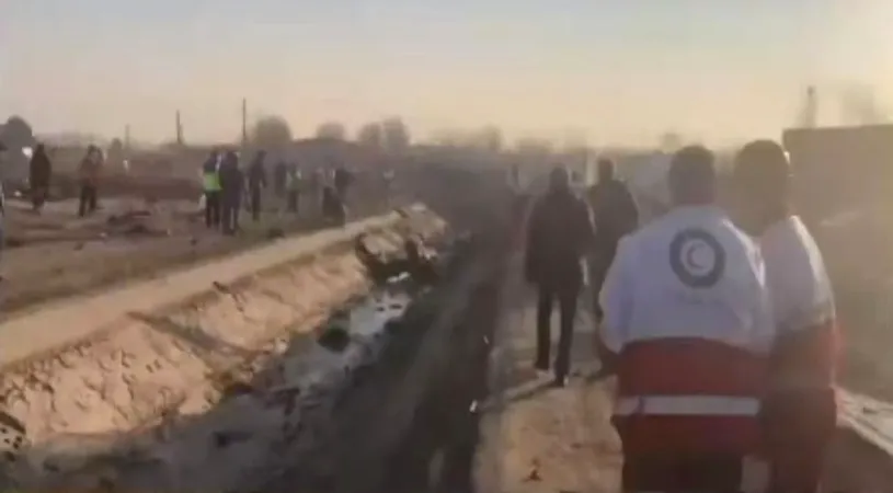 Momentul în care avionul ucrainean este lovit de rachetă! 180 de pasageri au murit - VIDEO