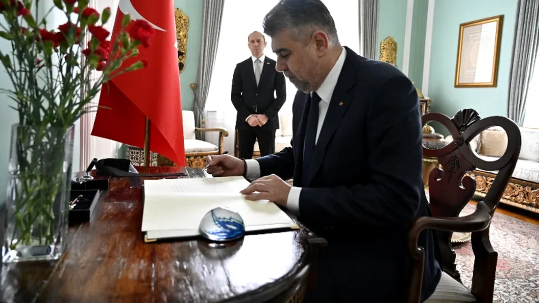 Marcel Ciolacu a semnat în Cartea de CONDOLEANȚE deschisă la Ambasada Turciei: ”Am transmis condoleanţe pentru familiile îndoliate şi adânca noastră compasiune pentru toate persoanele afectate de acest dezastru”