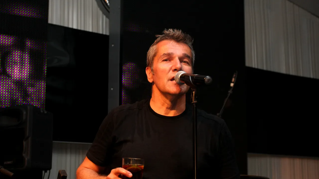 Dan Bitman canta (24) 