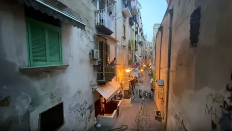 Imagini dramatice în Italia, după 18 zile de carantină. Cum arată străzile italiene și cum rezistă oamenii închiși în locuințe