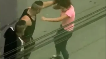 Femeie batuta cu bestialitate in Sibiu. Imaginile sunt socante VIDEO