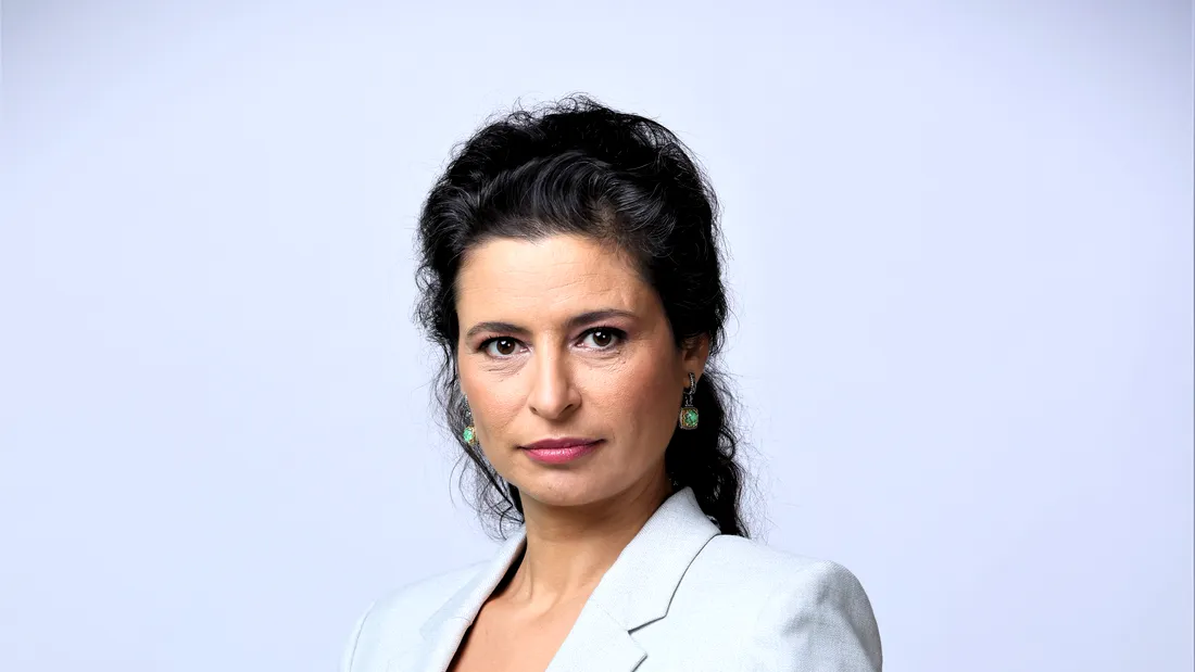 EXCLUSIV | Raluca Al-Haddad, jurnalista Prima News: „Am avut momente de contre cu tata când hotăra că unii băieți nu sunt buni pentru mine sau cum să fie hainele”