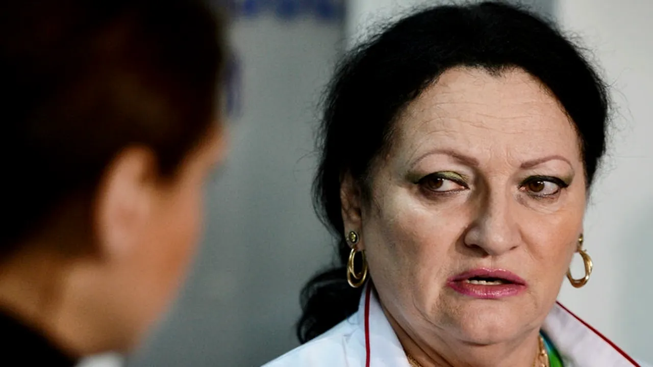 Monica Pop are o mare dependenta! Nu se poate abtine deloc (2) 