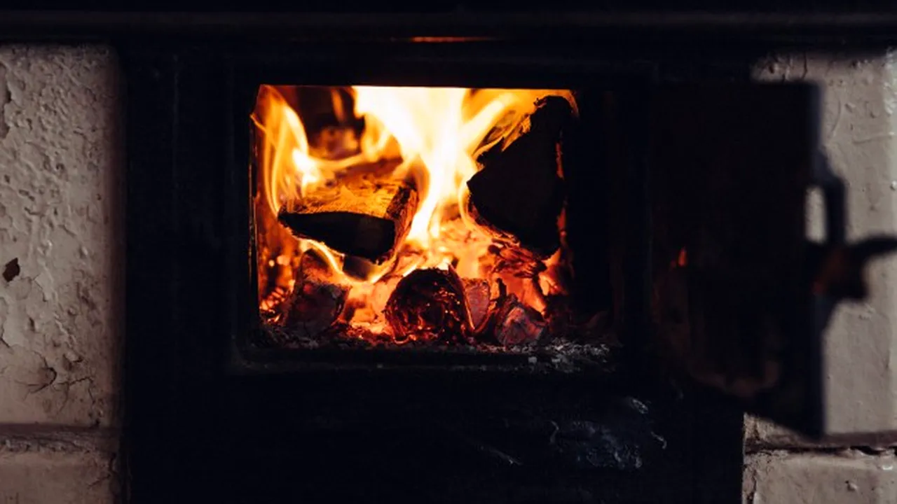 Trei persoane intoxicate cu monoxid de carbon 