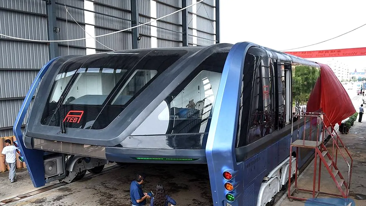 autobuz suspendat China 1 