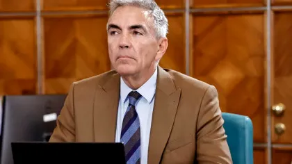 De ce SRI și SIE au tăcut mâlc despre trecutul lui Anastasiu. Cheia era la Bolojan