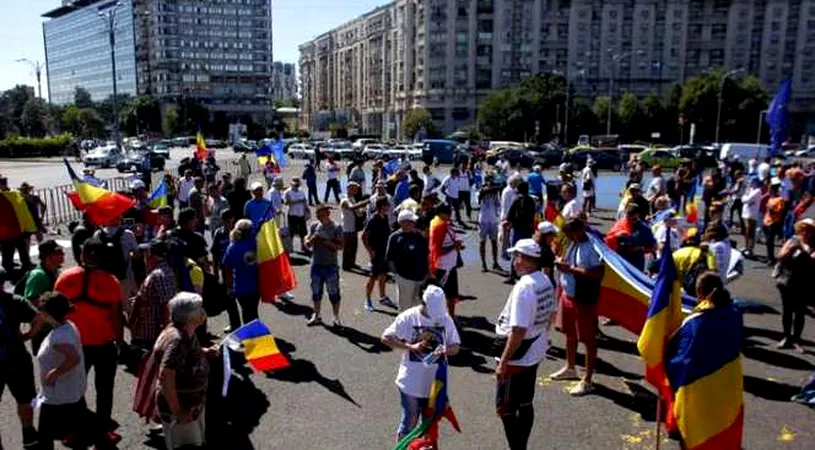 Protest al Federatiei Operatorilor Romani de Transport. Piata Victoriei va fi blocata astazi