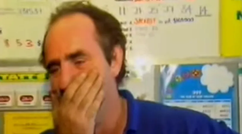 Cel mai norocos om din lume! A castigat peste 300.000 de dolari chiar in timp ce era filmat! A intrat in agentia loto si restul e o MINUNE