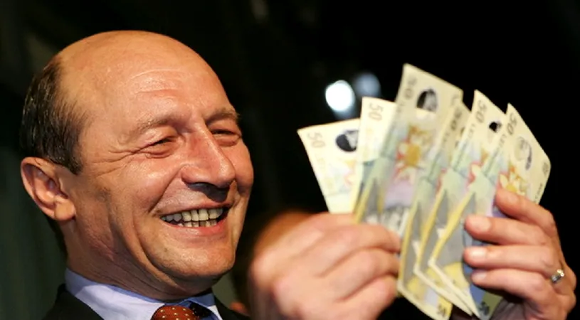 Cât de bogat este Traian Băsescu și câte case își poate cumpăra cu banii din bancă