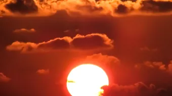 Vremea o ia razna! La ce sa ne asteptam in urmatoarele ore