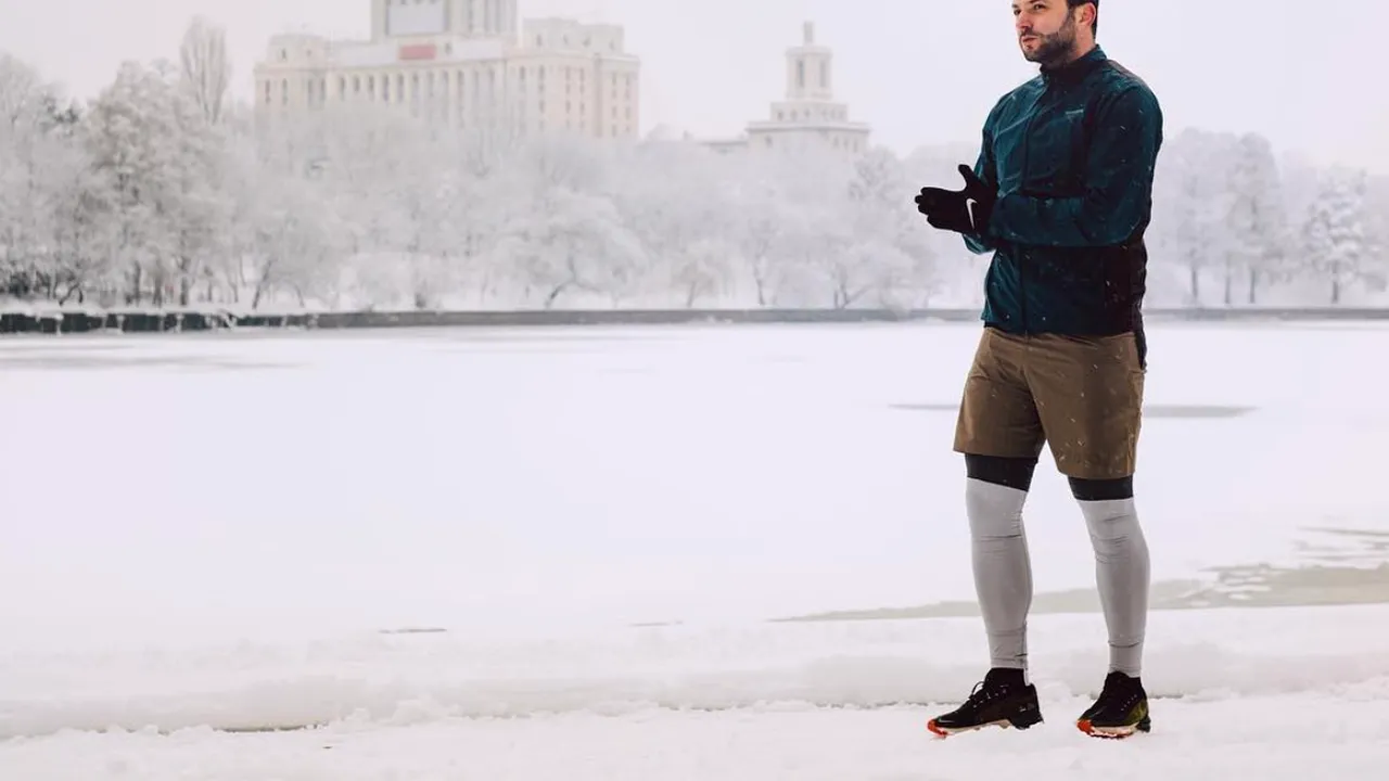 Mihai Morar alearga noaptea in parc 11 