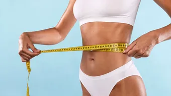 Cum să ai burta plată fără înfometare sau alte diete extreme?