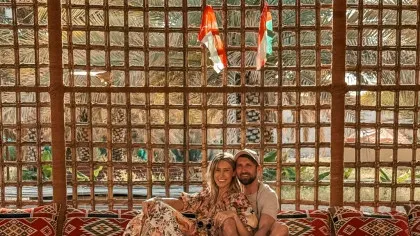 Panică în familia lui Dani Oțil. Din vacanță, au ajuns direct la spital