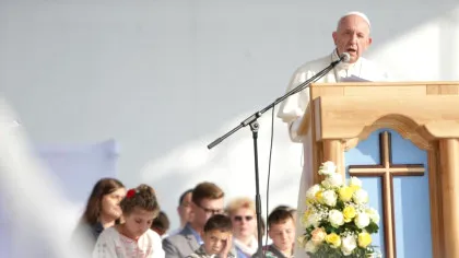 Veste stranie de la Vatican! Un adolescent decedat a primit binecuvântarea Papei pentru a deveni sfânt