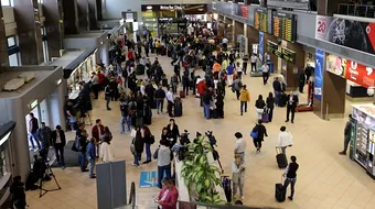 American mort in Aeroportul International Henri Coanda. Acesta a suferit un infarct