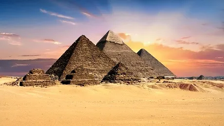 Descoperire incredibilă în Egipt! Arheologii au găsit un templu funerar și peste 50 de sarcofage vechi de 2500 de ani