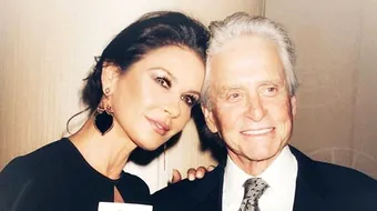 Catherine Zeta-Jones, scene fierbinti din asternut cu o ALTA FEMEIE! Imaginile au devenit virale VIDEO