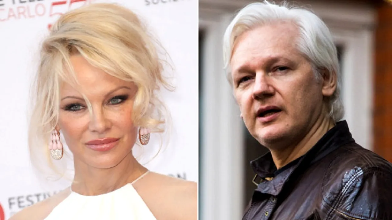 Pamela Anderson si Julian Assange (1) 