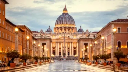 Vaticanul adună „armata lui Dumnezeu pentru rețelele sociale”. Preoți frumoși și influenceri