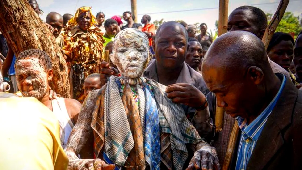 Baiat de 15 ani, mort dupa un ritual de initiere (5) 