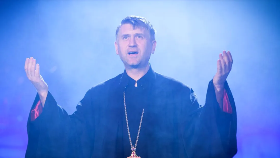 Scandal sexual urias în mijlocul Bisericii Ortodoxe Romane! Un cunoscut preot e acuzat de pedofilie. Cum isi ademenea acesta victimele: inregistrari-soc
