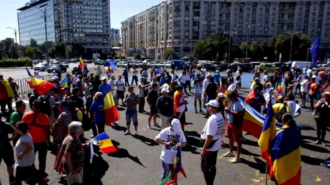Protest al Federatiei Operatorilor Romani de Transport. Piata Victoriei va fi blocata astazi