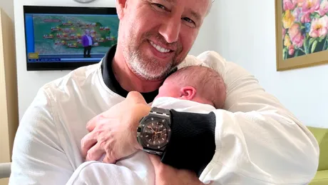 Laurențiu Reghecampf a devenit tată pentru a treia oară și a publicat prima imagine cu bebelușul!