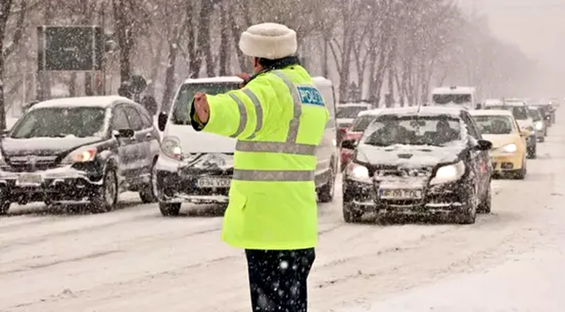 Reglementări auto pe timp de zăpadă 2025! Cu ce trebuie OBLIGATORIU să îți dotezi mașina, pe lângă cauciucurile de iarnă?