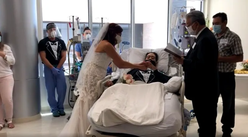 FOTO. Nuntă pe timp de pandemie! Un tânăr infectat cu noul coronavirus s-a căsătorit cu aleasa inimii direct de pe patul de spital