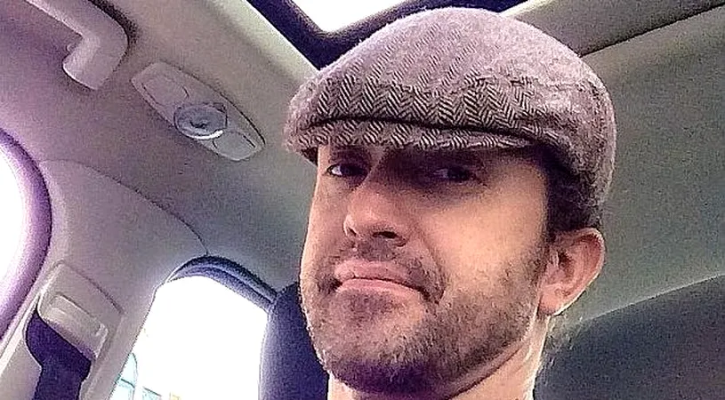 A orbit complet datorita unui obicei pe care il au foarte multe persoane! Ce a facut acest barbat si cum arata ochiul lui acum