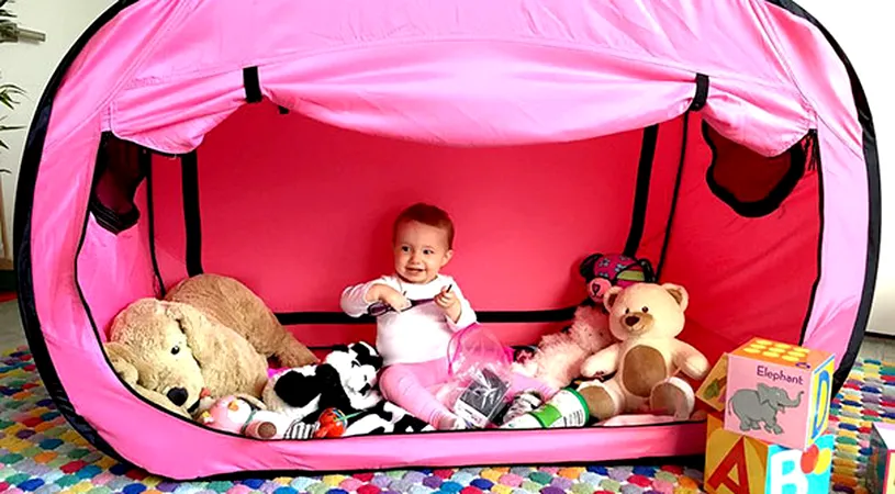 Cel mai tare pat pentru copii! Se transforma imediat intr-un cort in care cei mici isi pot creea propriul univers