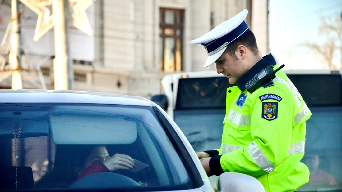Șoferii născuți între acești ani trebuie să-și schimbe urgent permisul de conducere. Se dau amenzi pentru cei care nu se conformează