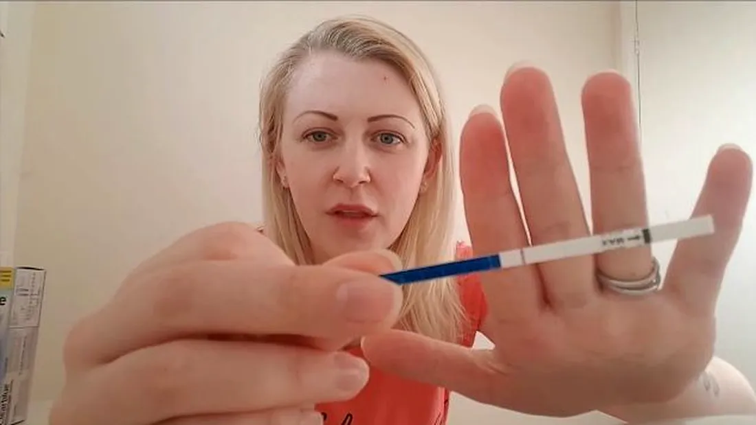 Femeia dependenta de teste de sarcina! De unde a pornit obsesia ei si ce face, zi de zi, cu ele VIDEO