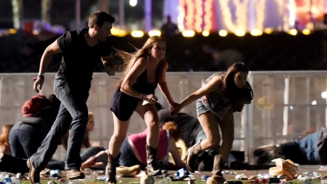Marturii din orasul groazei! Supravietuitorii atacului din Las Vegas vor ramane marcati pe viata: ''Il vad murind pe omul ala de fiecare data cand inchid ochii''