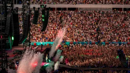 Coldplay, prima reacție după experiența cu Babasha. Imaginile trădează ce cred despre România