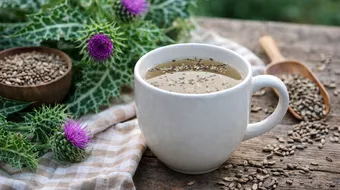 Ceai natural pentru sănătatea ficatului: băutura simplă care susține detoxifierea organismului