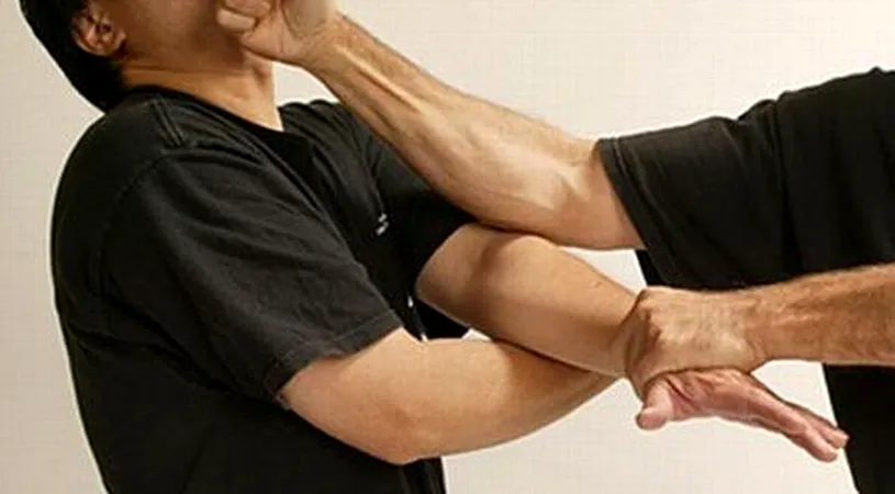 A vrut sa ii dea o lectie fostului iubit si a angajat doi barbati sa-l bata! Insa situatia s-a schimbat radical. Ce a patit femeia de 38 de ani