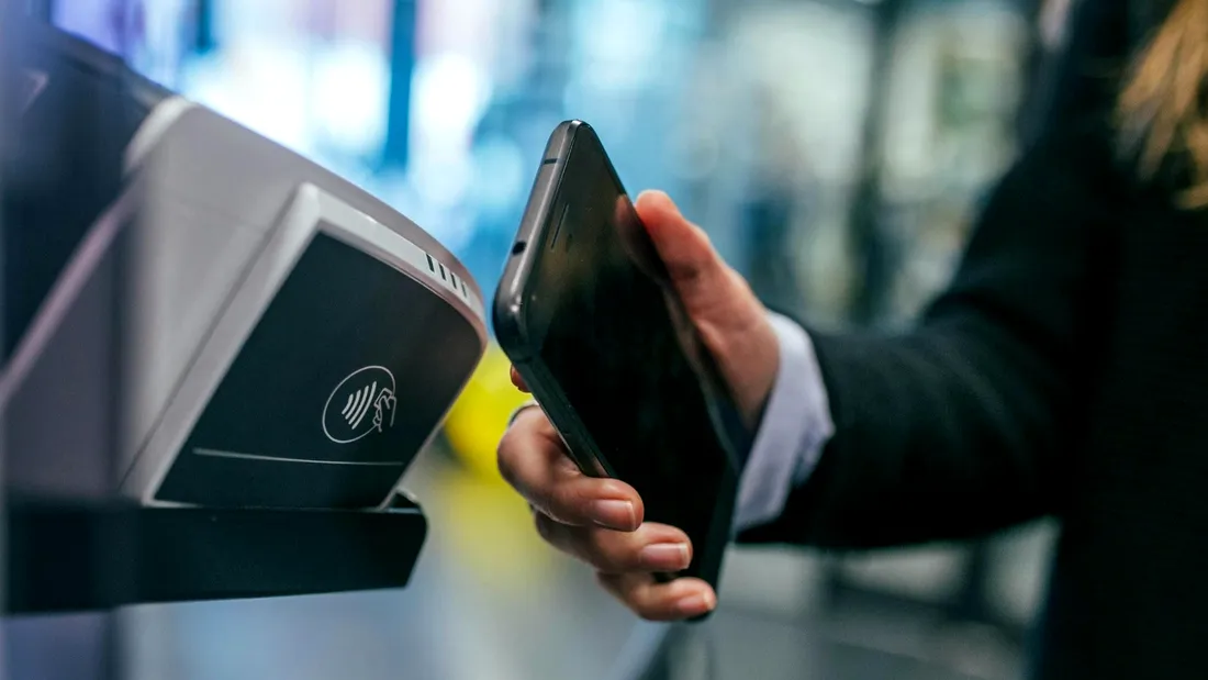 (P) Plățile digitale în România preconizate să atingă suma de 37 miliarde Euro