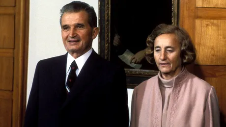 Ce au gasit medicii legisti in gura Elenei Ceausescu? Toti au ramas socati cand au deshumat-o