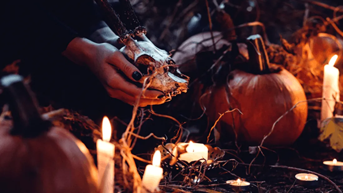 Samhain, sărbătoarea antică despre care nu vorbește nimeni. Ce ritualuri magice au loc în noaptea de sâmbătă, 31 octombrie