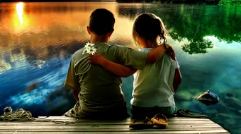 Copiii au primit intrebarea ‘Ce este iubirea?’ Raspunsurile lor te vor amuza: „Dragostea este o nebunie, dar tot cred că o s-o încerc la un moment dat”